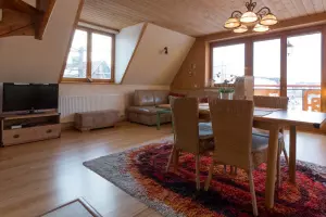 Appartamento HANKA - soggiorno con zona pranzo